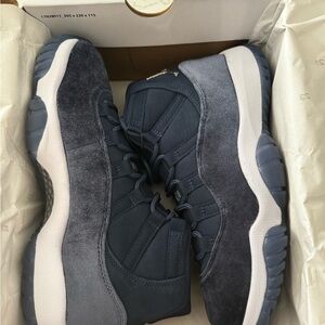 NWT Women’s Jordan 11 Retro Midnight Navy